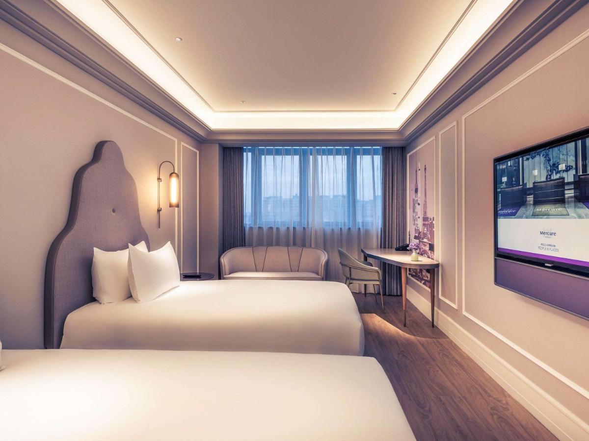 Mercure Hongqiao Soho Hotel 4*